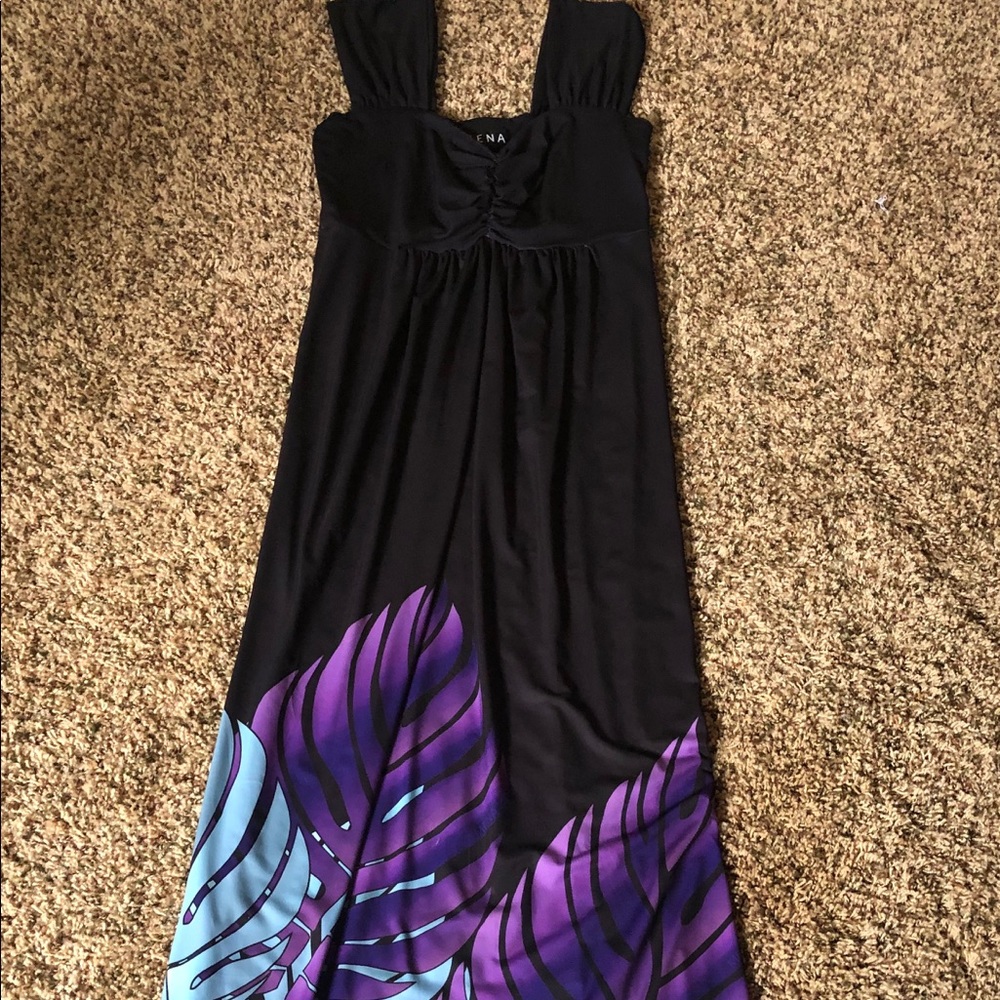 MENA resort dress